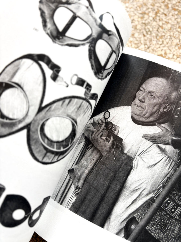3000 days of archives related to the optics and glasses frame industry - Tipi bookshop