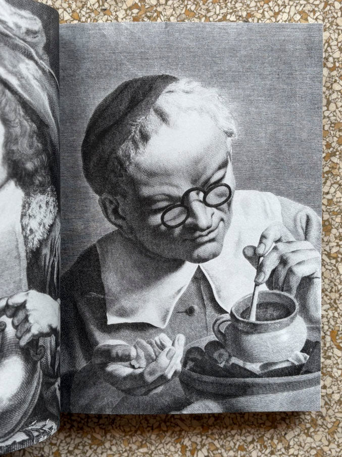 3000 days of archives related to the optics and glasses frame industry - Tipi bookshop