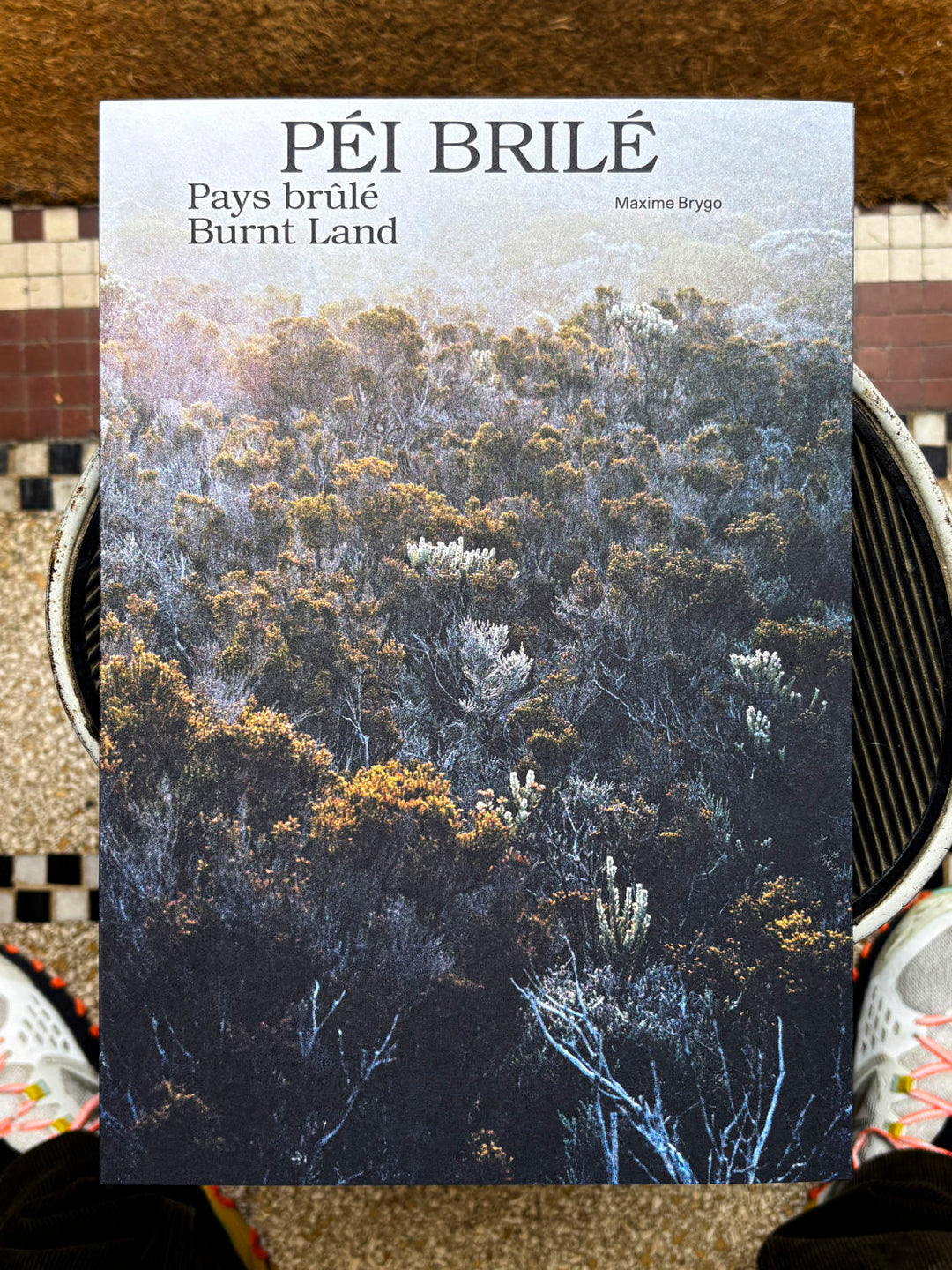 Péi Brilé / Pays brûlé / Burnt Land by Maxime Brygo