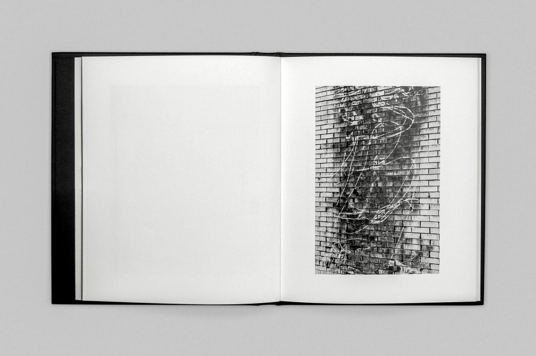 A Narrow Foothold by Jonas Feige and Alan Huck - Tipi bookshop