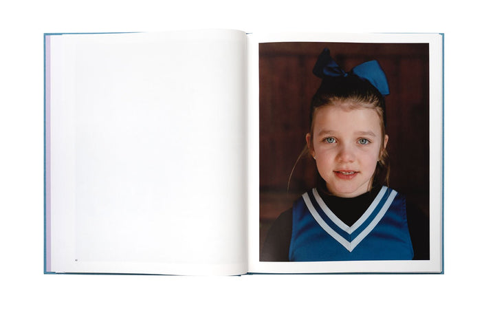 America’s Girls, On the Edge of a Dream by Eva Verbeeck - Tipi bookshop