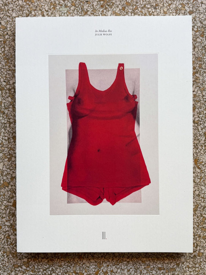 Apophenia 3 - In Medias Res by Julie Wolfe - Tipi bookshop