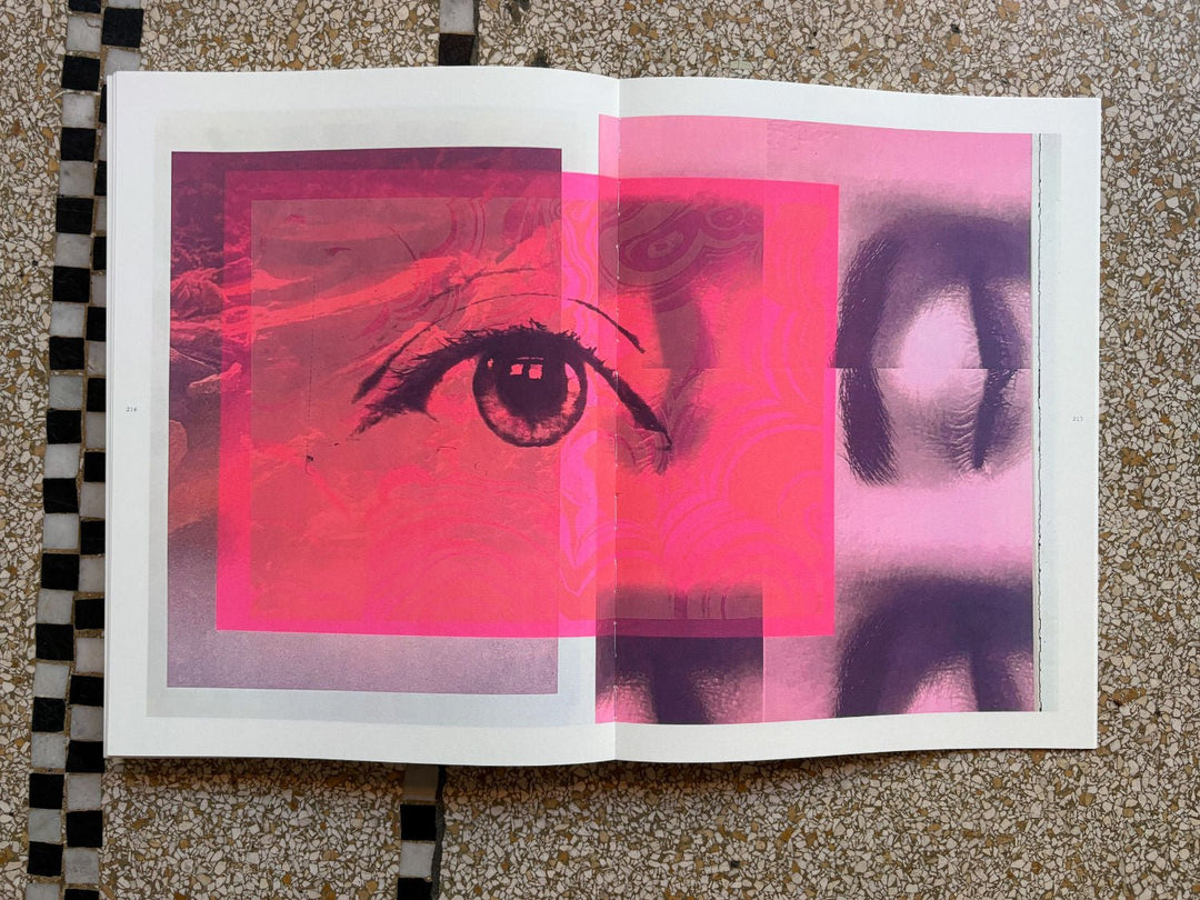 Apophenia 3 - In Medias Res by Julie Wolfe - Tipi bookshop