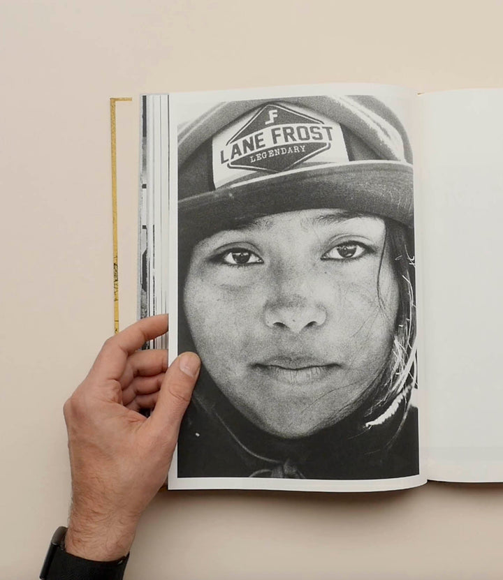 Aux Ombres by Simon Vansteenwinckel - Tipi bookshop