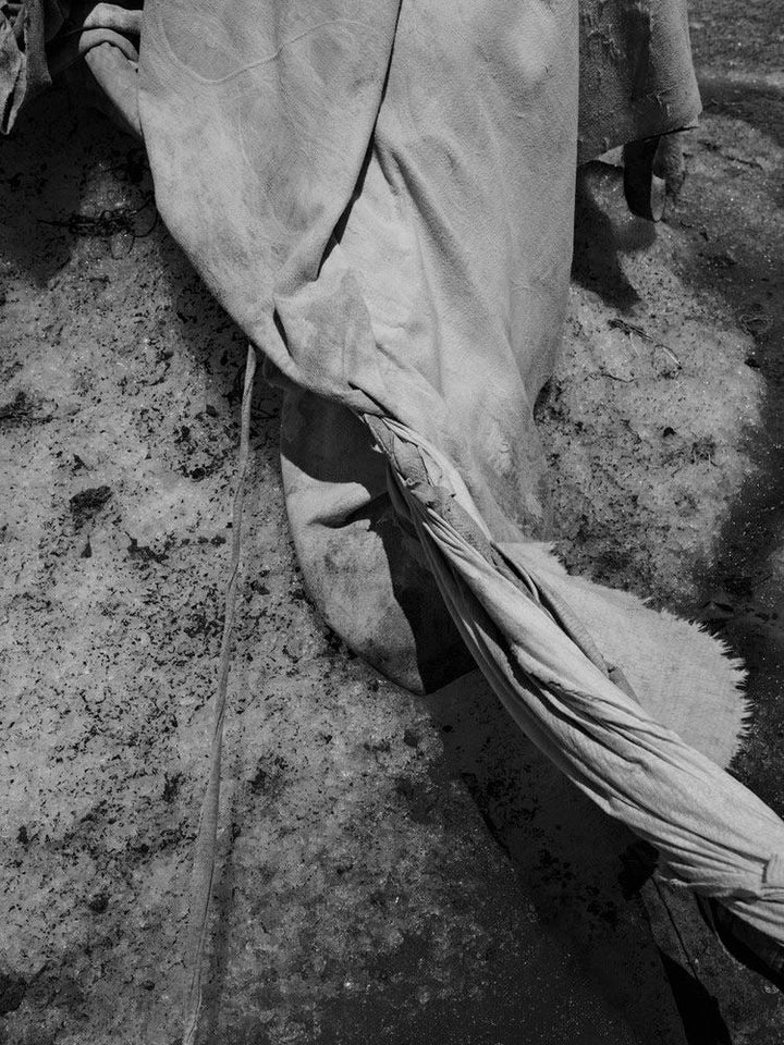Blindfolded by Antoine De Winter - Tipi bookshop