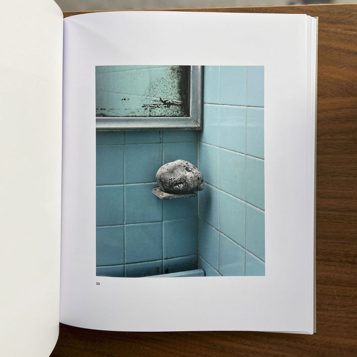 Bravo by Felipe Romero Beltrán - Tipi bookshop