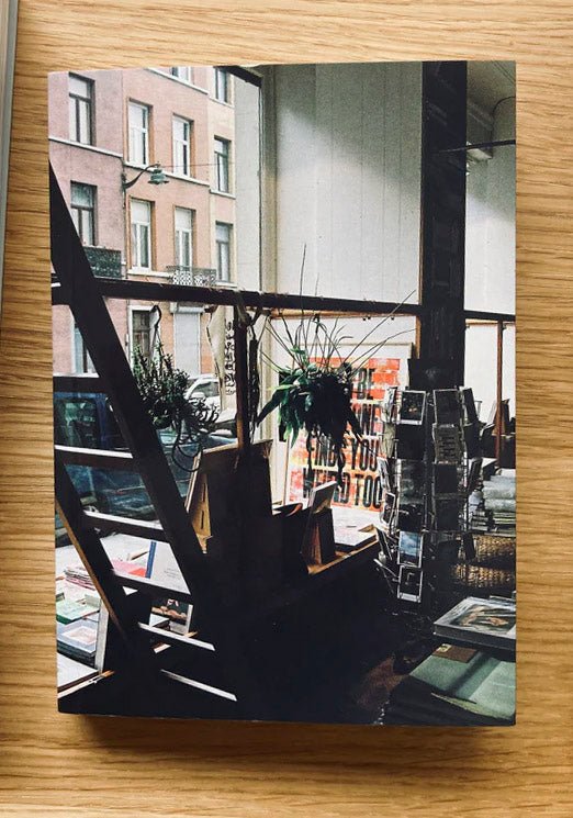 Brussels by locals - 300 tips from 73 locals - Tipi bookshop