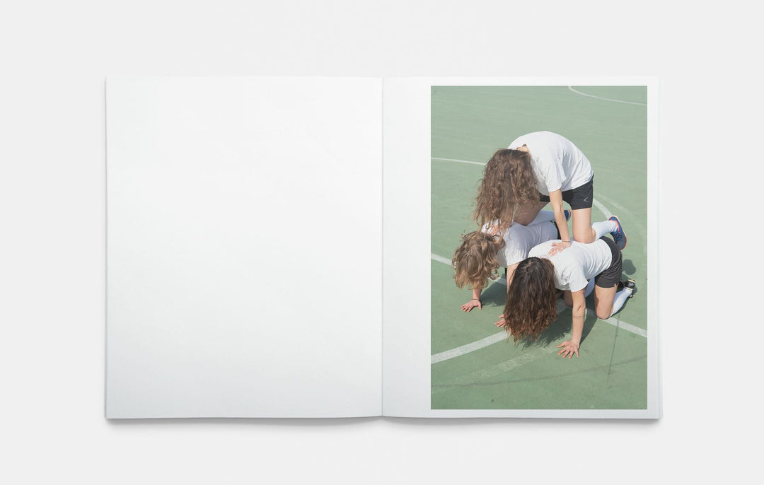 Changing Room by Chiara Calgaro - Tipi bookshop