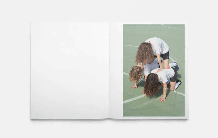 Changing Room by Chiara Calgaro - Tipi bookshop