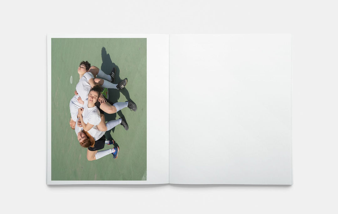 Changing Room by Chiara Calgaro - Tipi bookshop