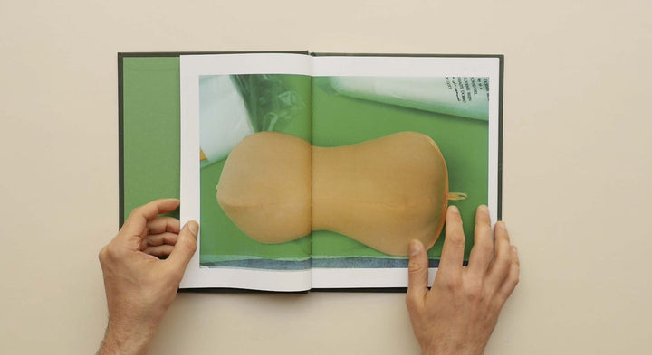 Folio by Vivian Sassen - Tipi bookshop