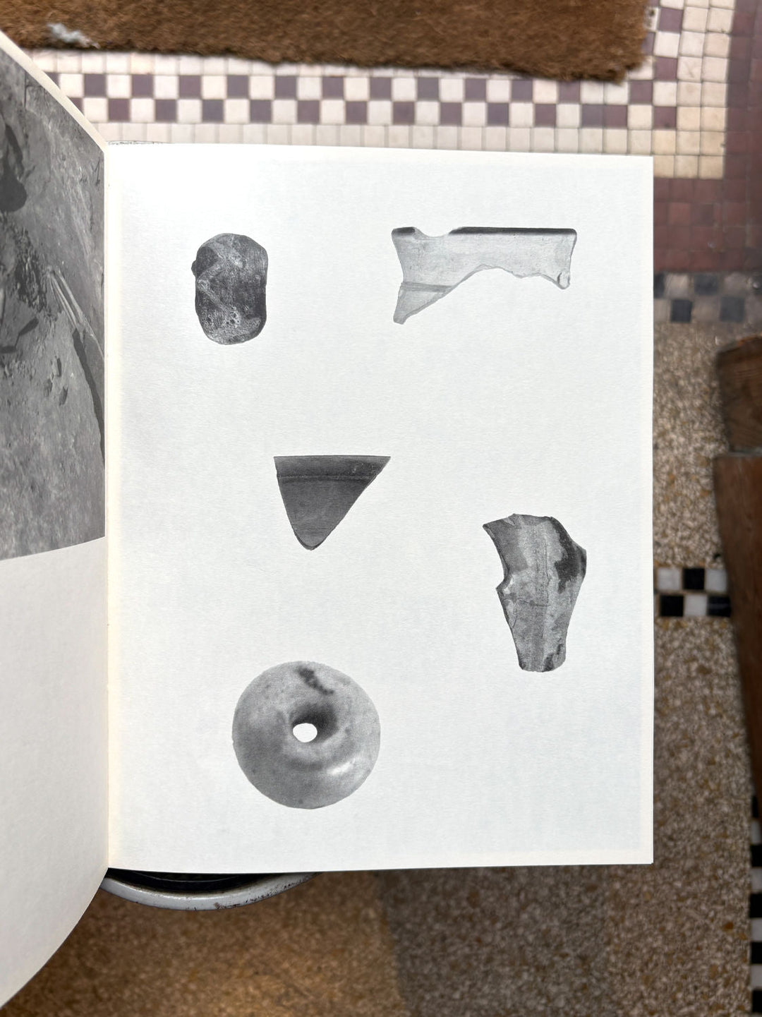 Giu in fondo by Davide Fecarotti - Tipi bookshop