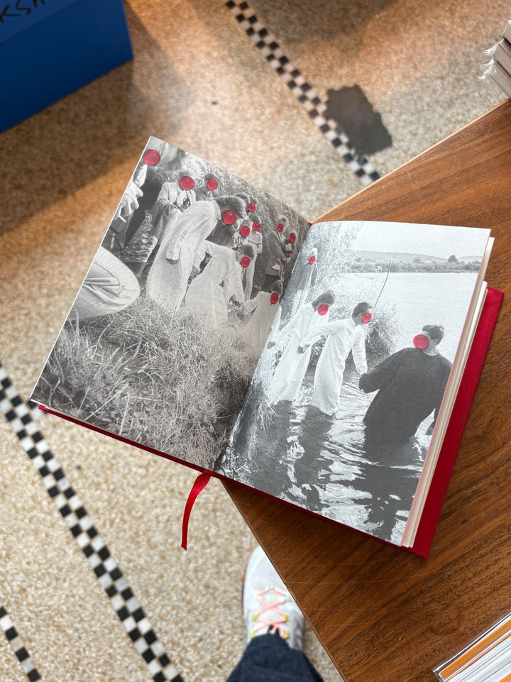 God's children by Daria Izworska - Tipi bookshop