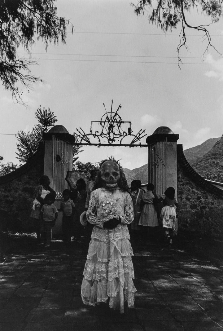Infancia by Graciela Iturbide - Tipi bookshop