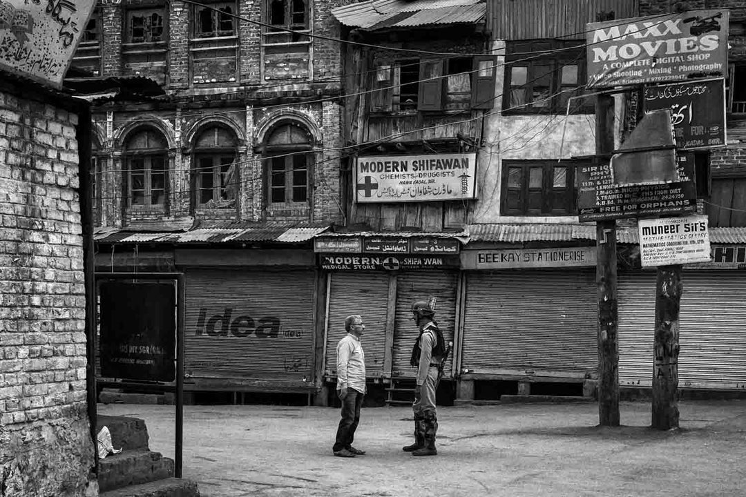 Kashmir Wait & See by Cédric Gerbehaye - Tipi bookshop