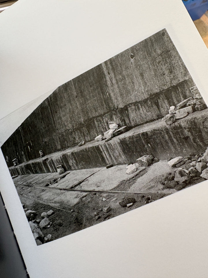 Les échelles by Florian Maricourt - Tipi bookshop