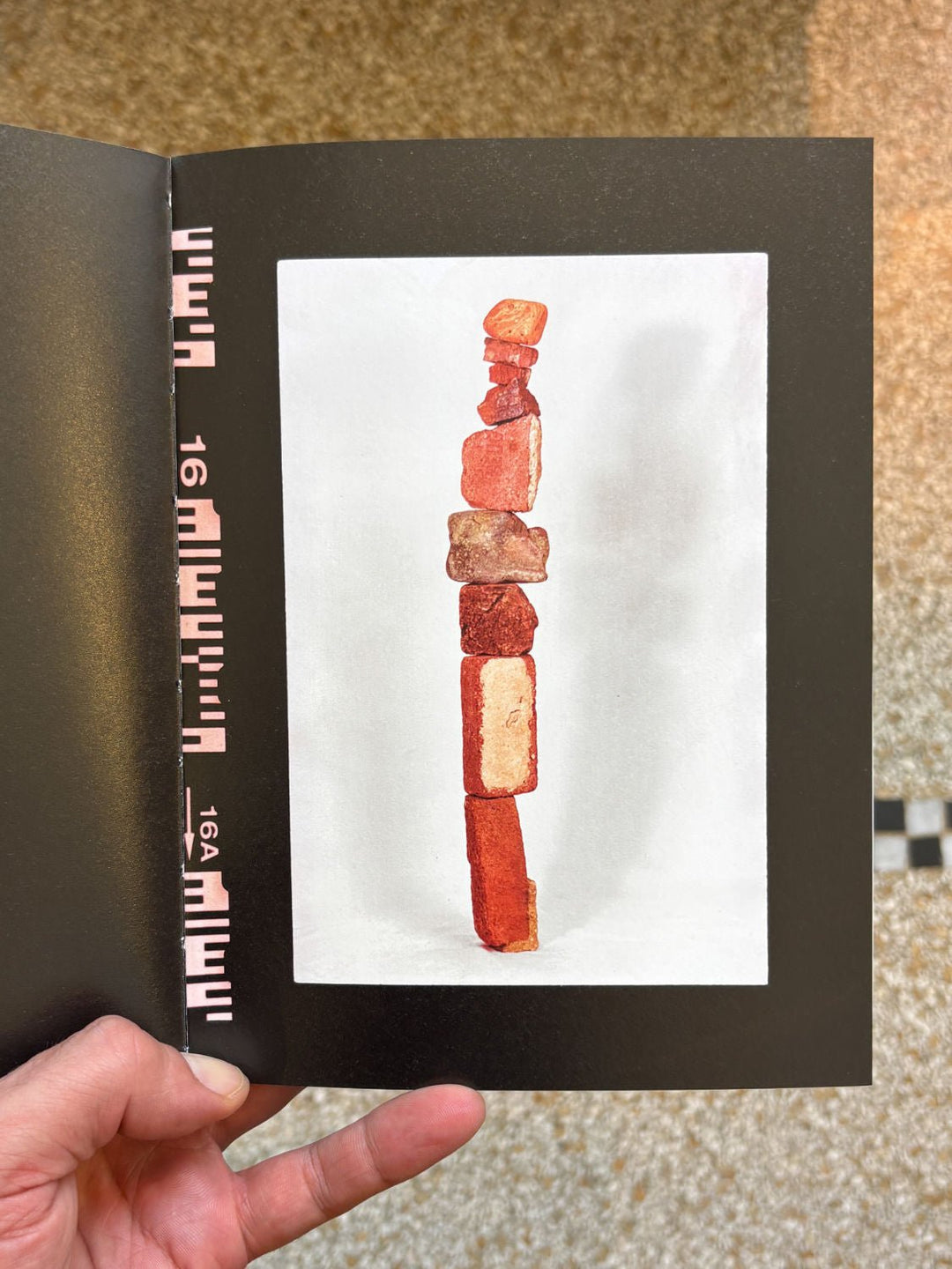 Les échelles by Florian Maricourt - Tipi bookshop