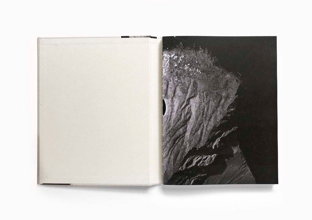 Pelle di Lava by Chiara Indelicato - Tipi bookshop