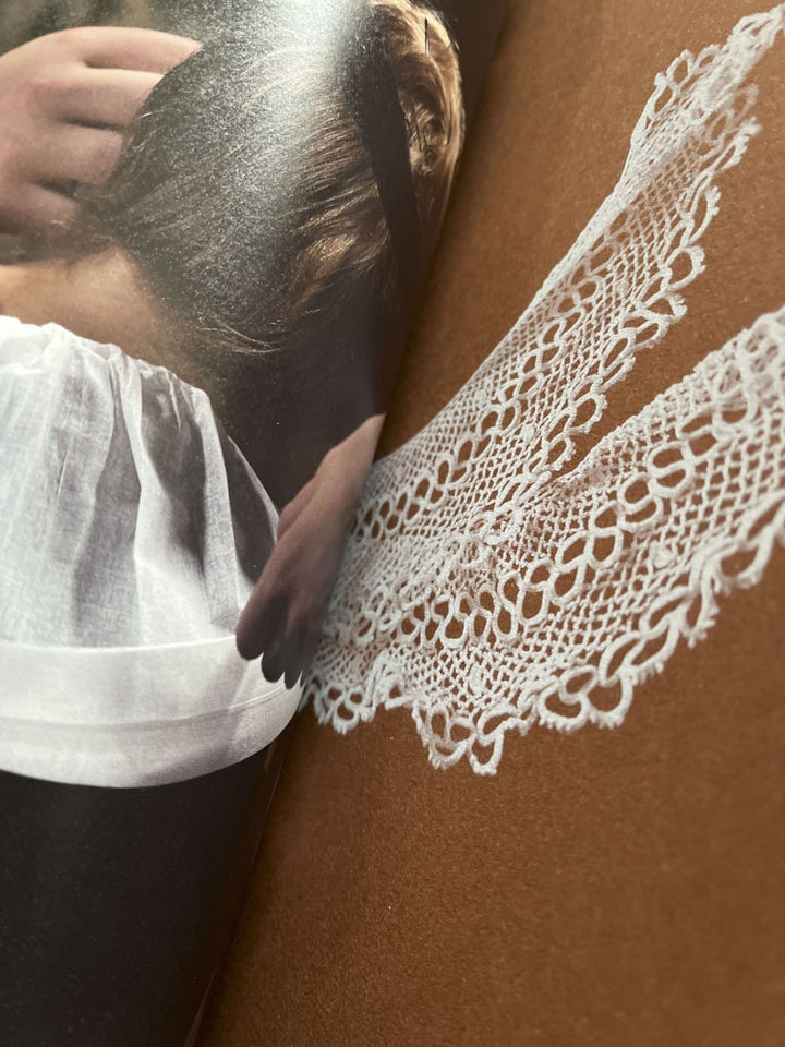 Revêtir by Aurélie Scouarnec - Tipi bookshop