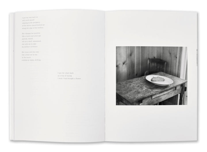 Sides of the table by Ruth Lauer Manenti - Tipi bookshop