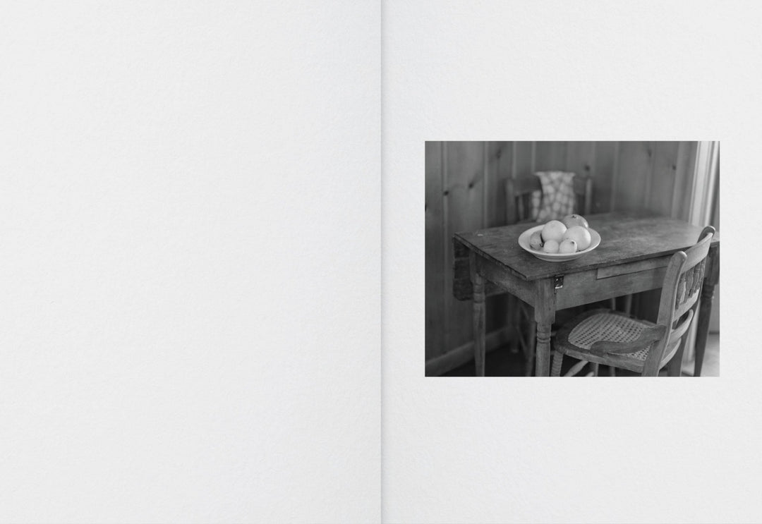 Sides of the table by Ruth Lauer Manenti - Tipi bookshop