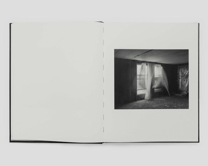 Sons of the Living by Bryan Schutmaat - Tipi bookshop