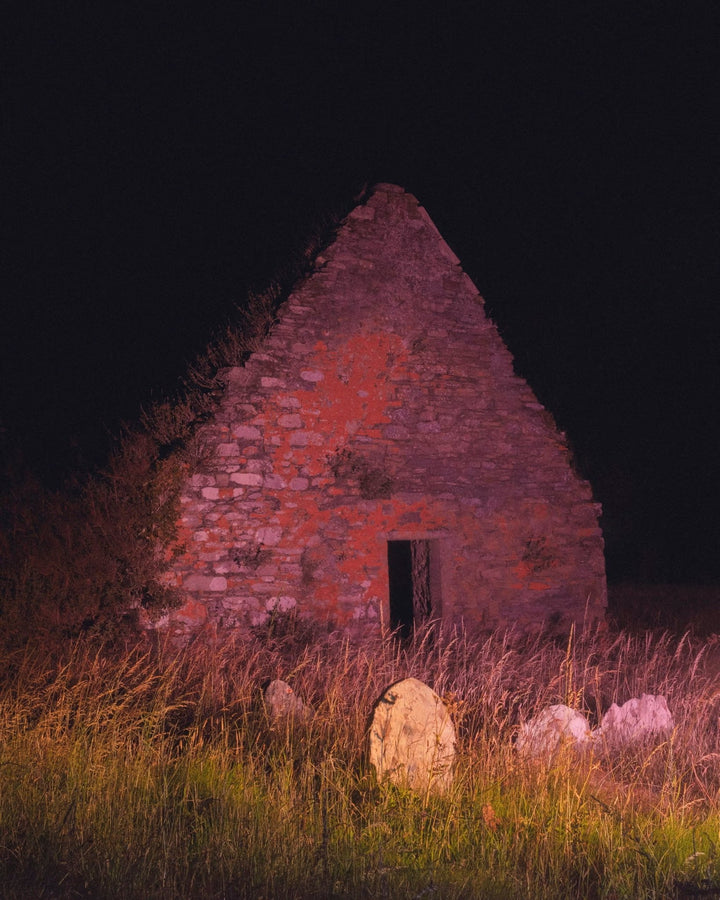 Stray Sod by Maria Lax - Tipi bookshop