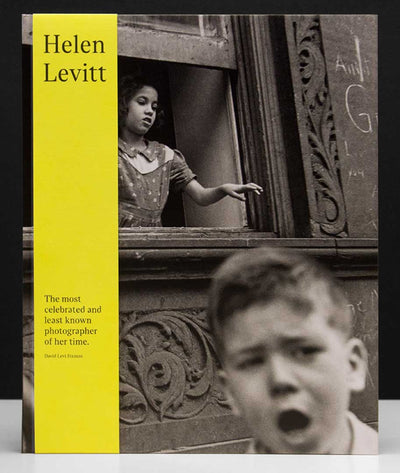 Helen Levitt - Tipi bookshop