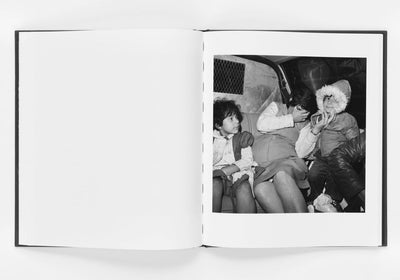 Midnight — La frontera by Ken Light - Tipi bookshop
