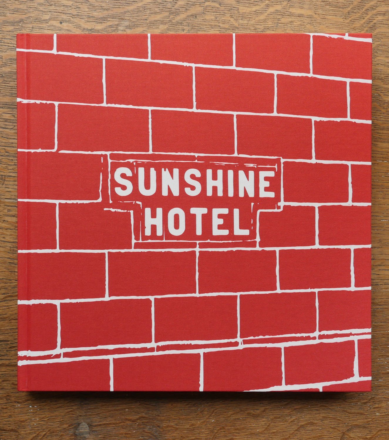 Sunshine Hotel by Mitch Epstein - Tipi bookshop